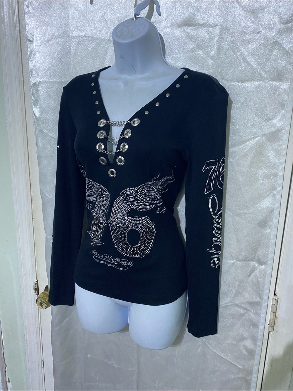 Y2K Emo Skater Black Rhinestone Grommet Lace-Up Long Sleeve Tee